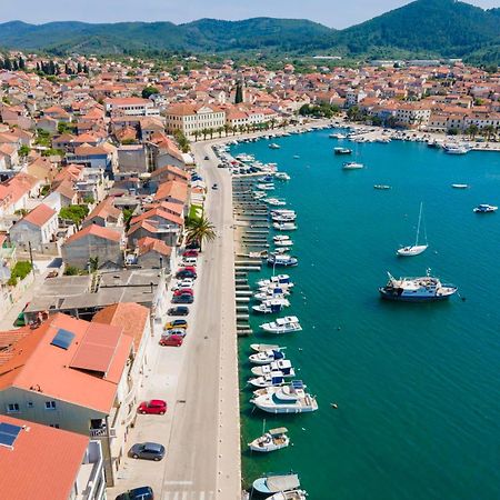 Apartments Dea Caeli Vela Luka Esterno foto